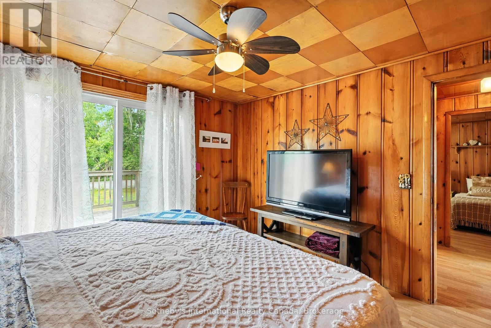 1120 South Kahshe Lake Road, Gravenhurst, Ontario  P0E 1G0 - Photo 31 - X12309534