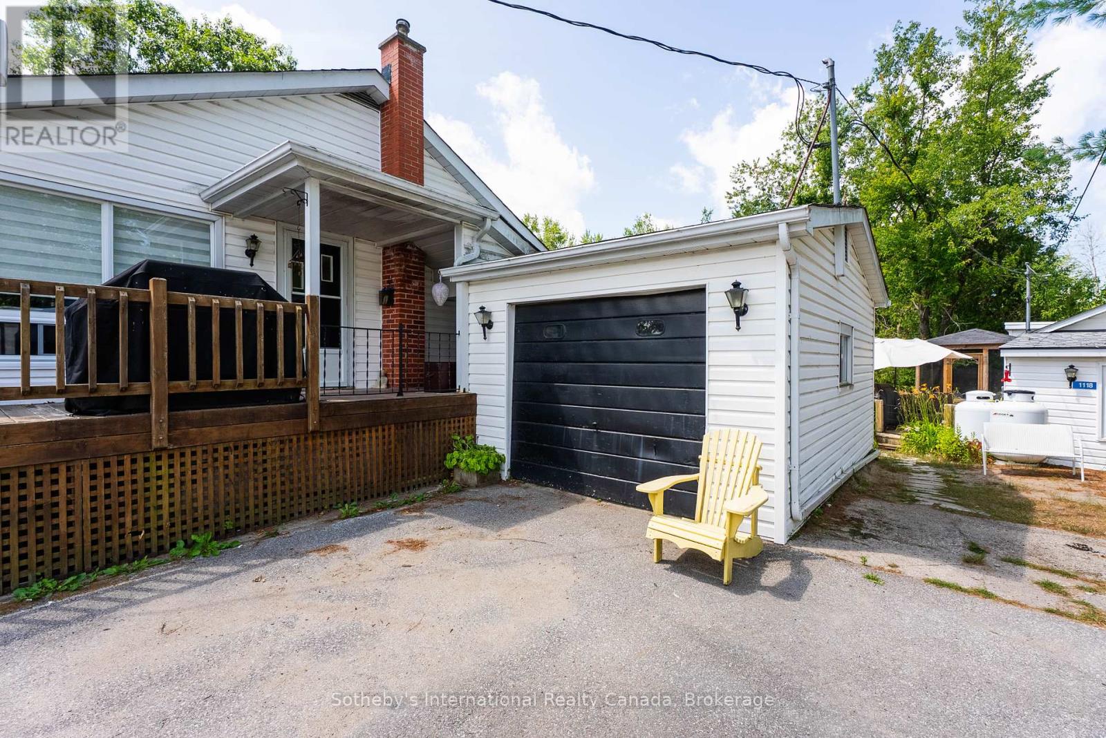 1120 South Kahshe Lake Road, Gravenhurst, Ontario  P0E 1G0 - Photo 36 - X12309534