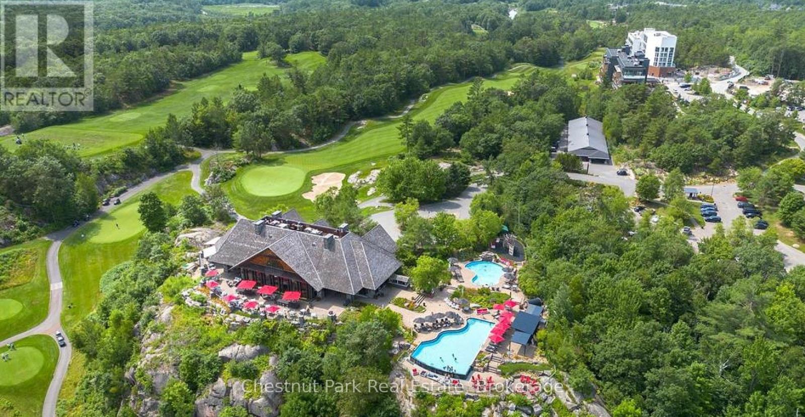 404 - 120 Carrick Trail, Gravenhurst, Ontario  P1P 0B6 - Photo 1 - X12312812