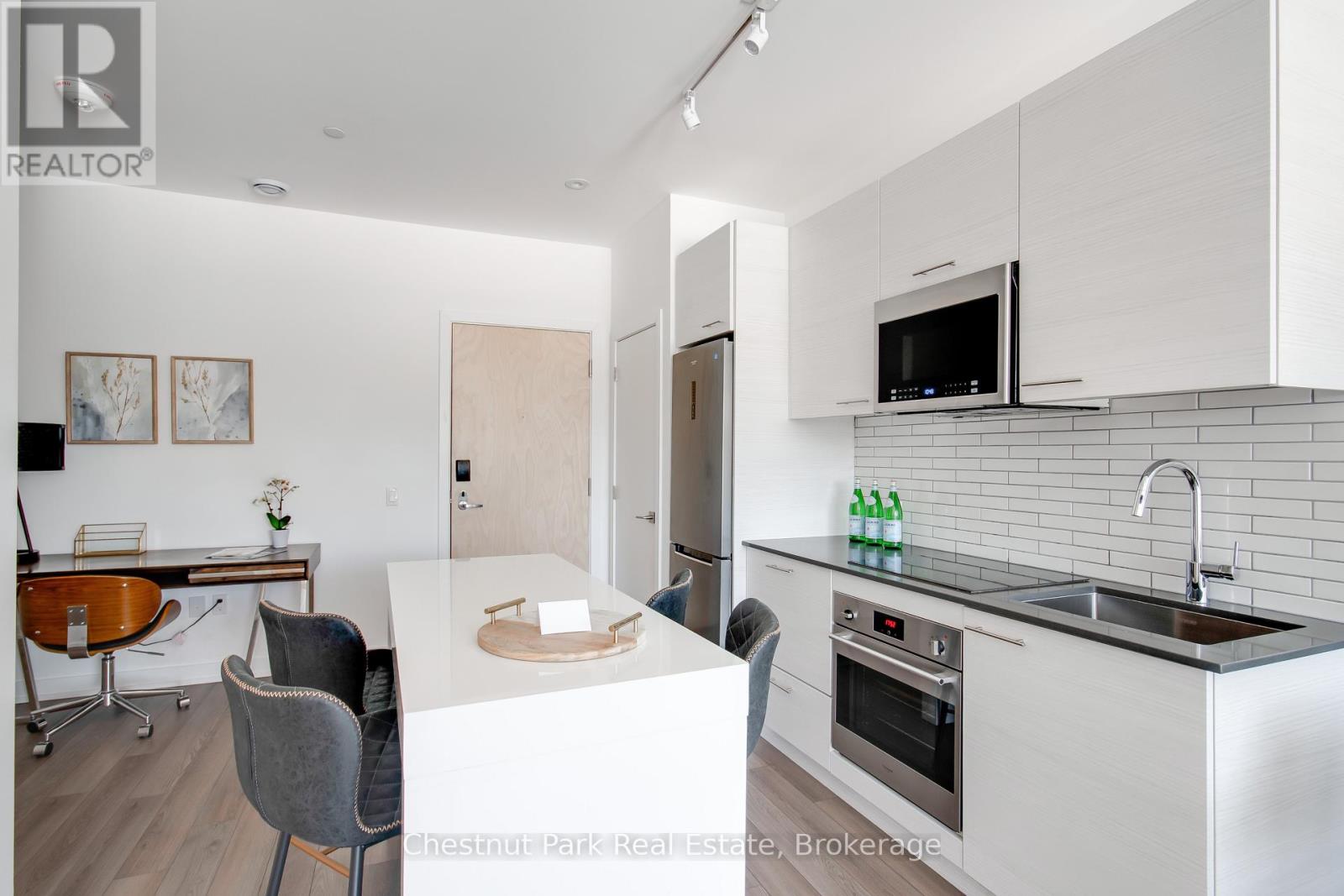 404 - 120 Carrick Trail, Gravenhurst, Ontario  P1P 0B6 - Photo 16 - X12312812