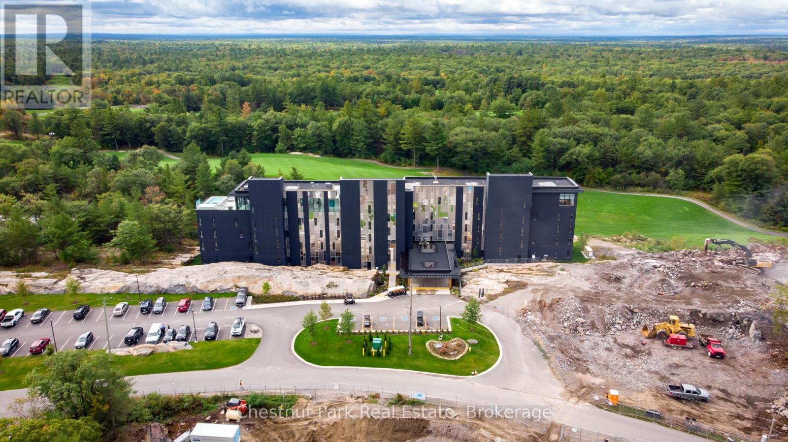 404 - 120 Carrick Trail, Gravenhurst, Ontario  P1P 0B6 - Photo 4 - X12312812