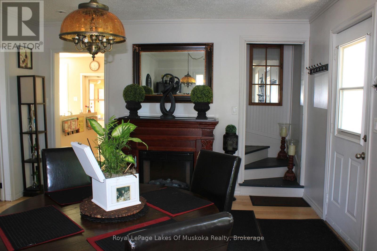 7 Duncan Street W, Huntsville, Ontario  P1H 1V9 - Photo 11 - X12319069