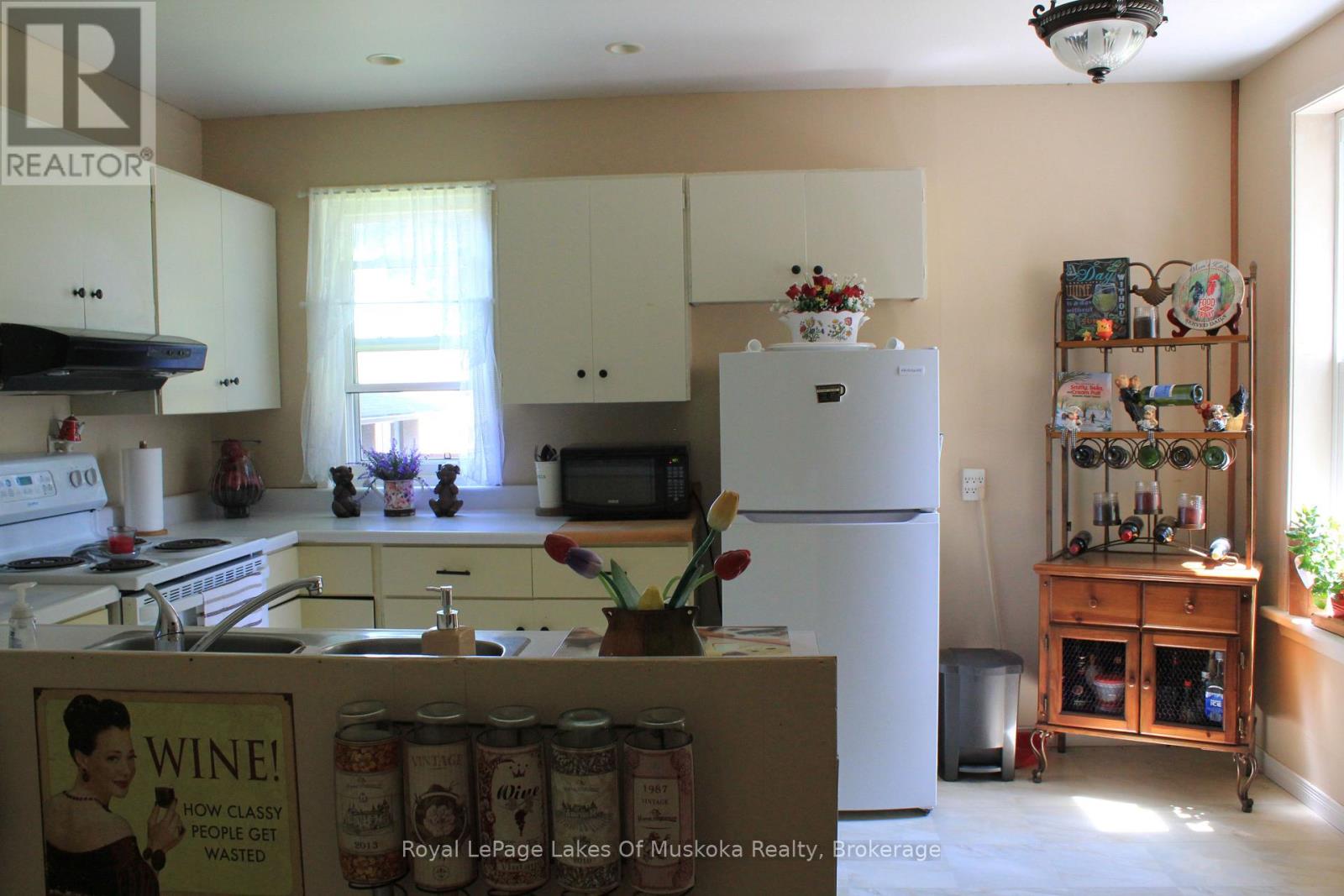 7 Duncan Street W, Huntsville, Ontario  P1H 1V9 - Photo 15 - X12319069