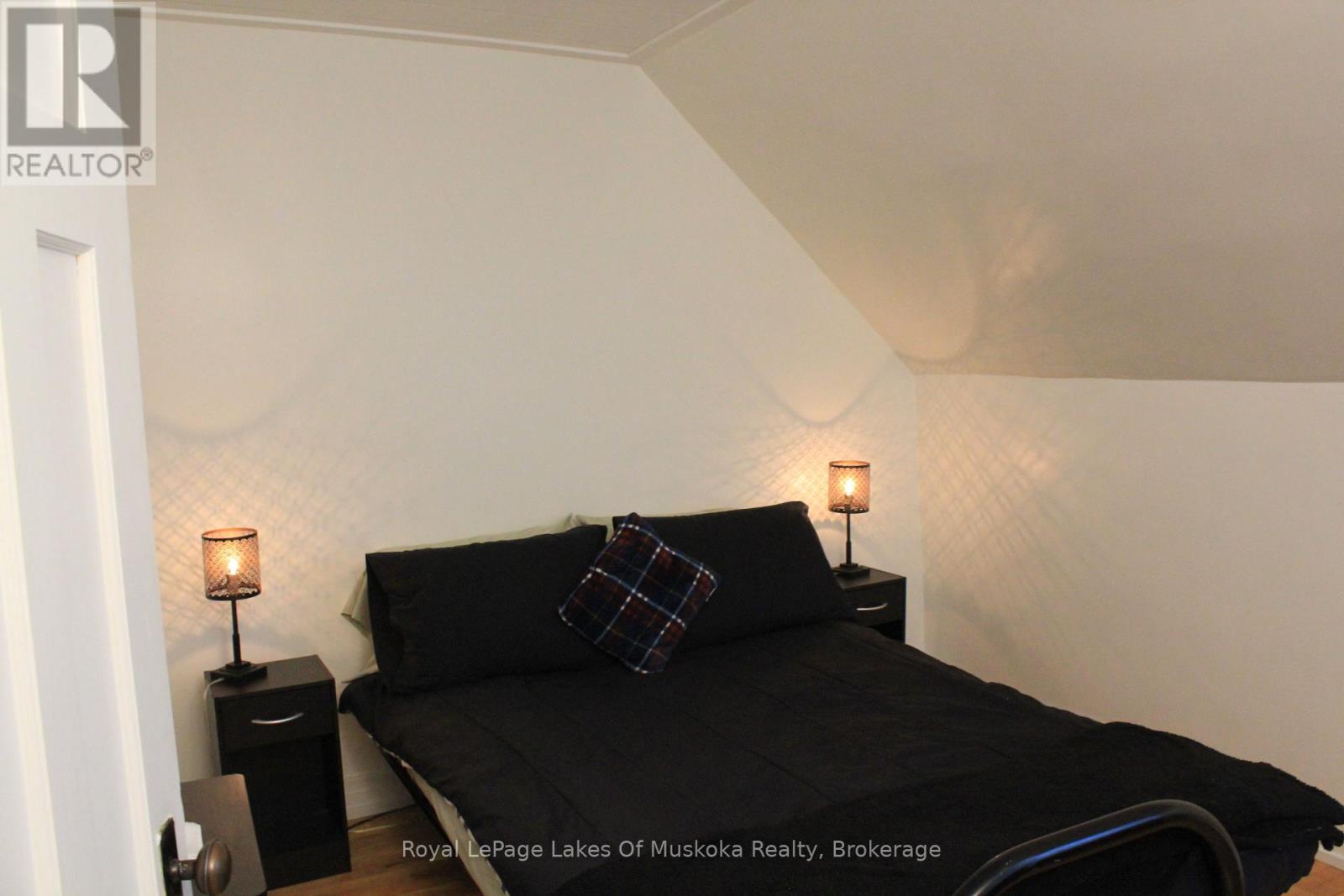 7 Duncan Street W, Huntsville, Ontario  P1H 1V9 - Photo 22 - X12319069