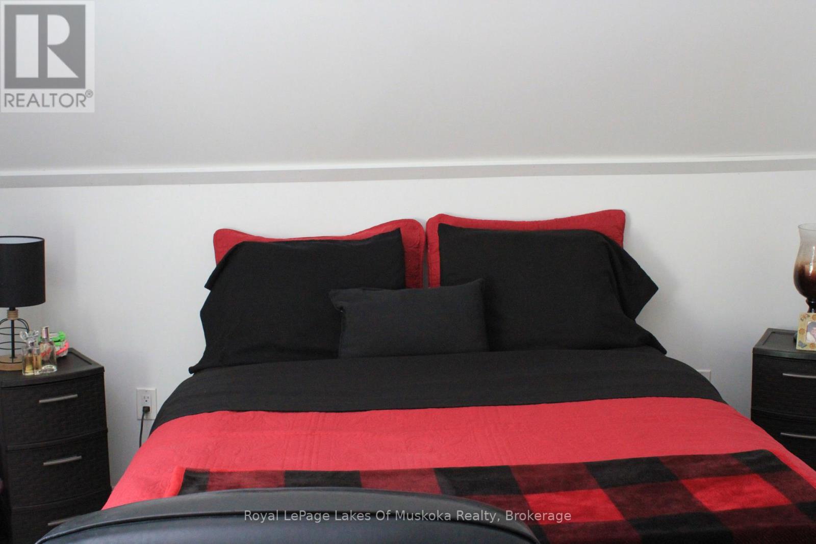 7 Duncan Street W, Huntsville, Ontario  P1H 1V9 - Photo 23 - X12319069