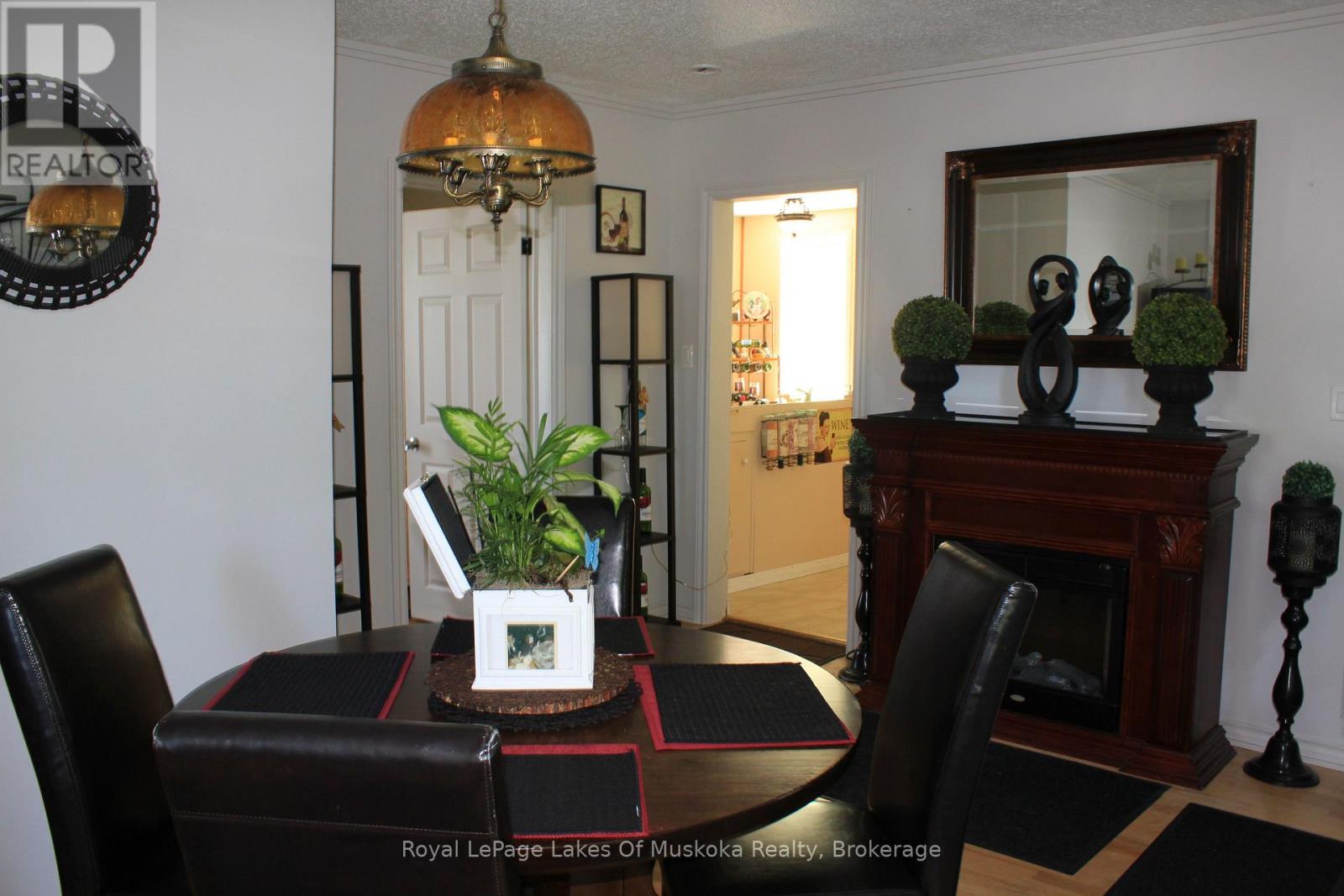 7 Duncan Street W, Huntsville, Ontario  P1H 1V9 - Photo 9 - X12319069