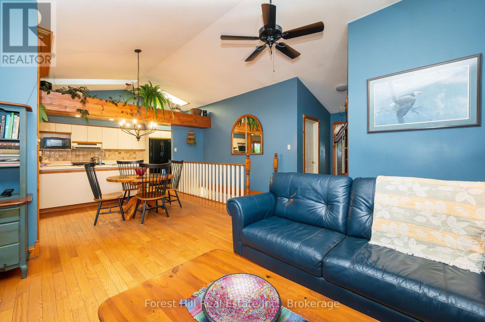 35 Westvale Drive S, Bracebridge, Ontario  P1L 1B5 - Photo 13 - X12322489