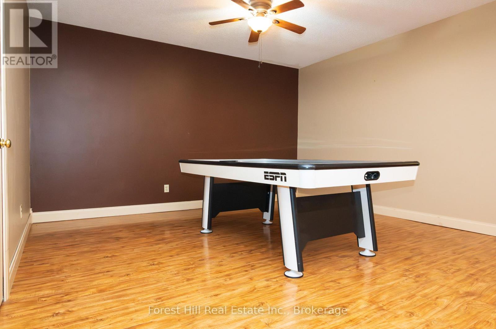 35 Westvale Drive S, Bracebridge, Ontario  P1L 1B5 - Photo 32 - X12322489