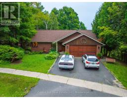 35 WESTVALE DRIVE S, Bracebridge, Ontario