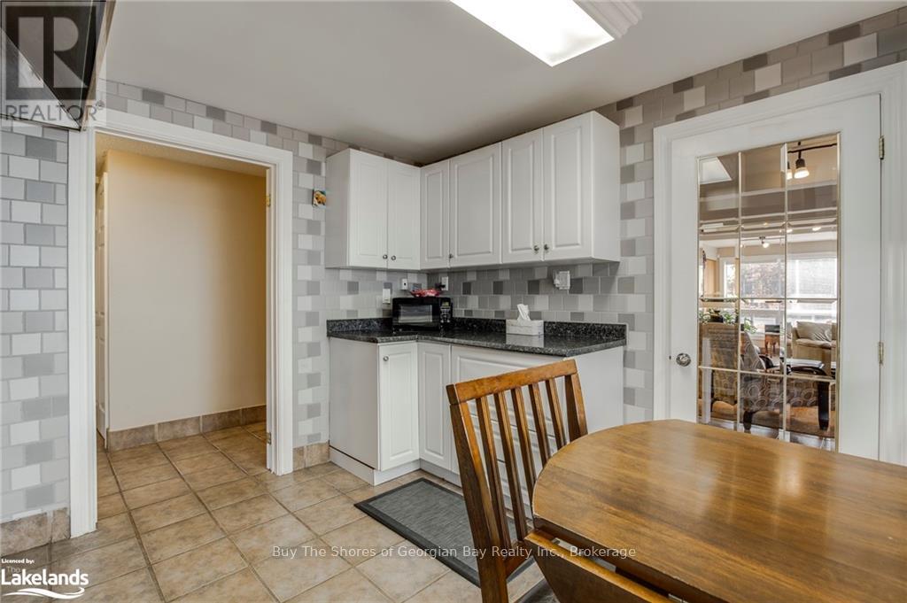2512 Honey Harbour Road, Georgian Bay, Ontario  P0E 1E0 - Photo 16 - X12324322