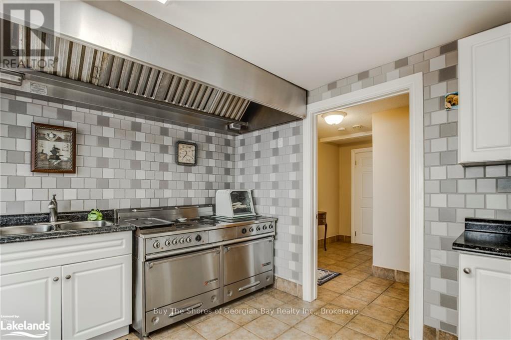 2512 Honey Harbour Road, Georgian Bay, Ontario  P0E 1E0 - Photo 17 - X12324322