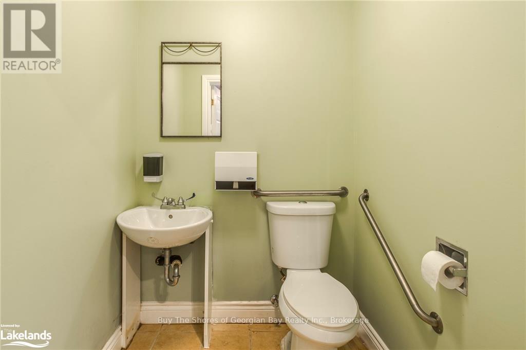 2512 Honey Harbour Road, Georgian Bay, Ontario  P0E 1E0 - Photo 37 - X12324322