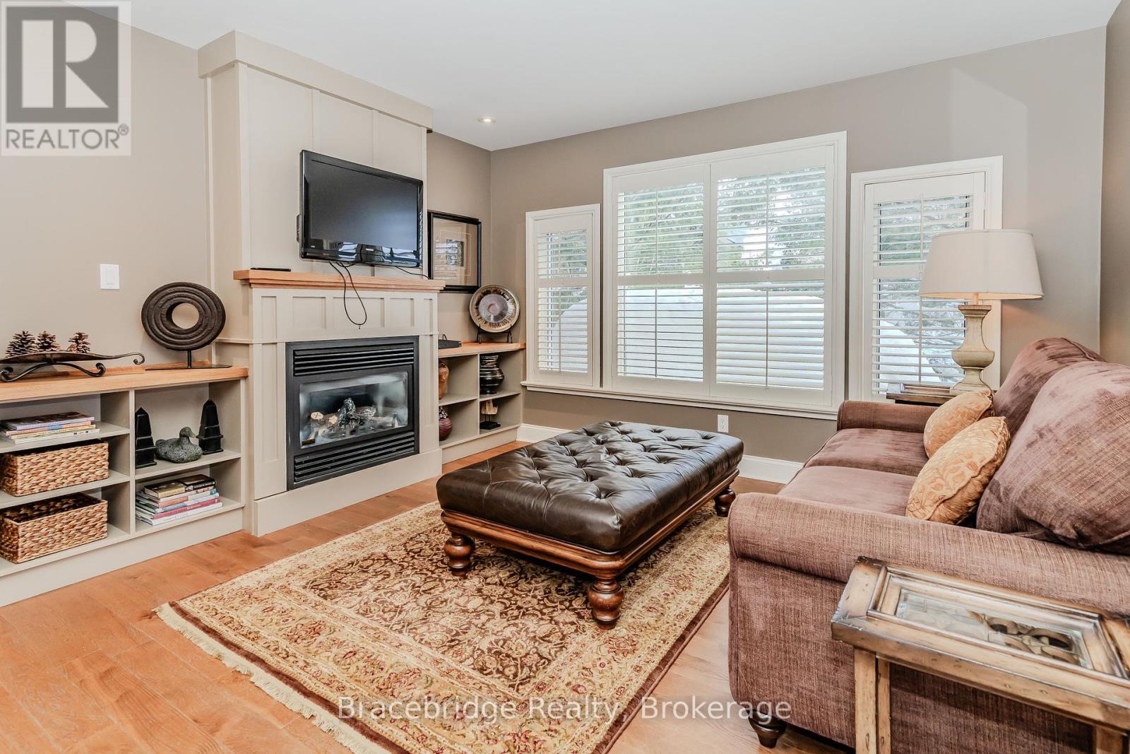 Water's Edge W1 - 3876 Muskoka Road 118 Highway W, Muskoka Lakes, Ontario  P0B 1J0 - Photo 21 - X12329359