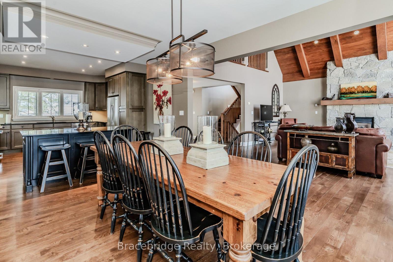 Water's Edge W1 - 3876 Muskoka Road 118 Highway W, Muskoka Lakes, Ontario  P0B 1J0 - Photo 8 - X12329359