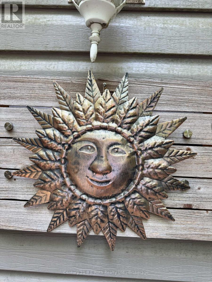 733 Poplar Crescent, Bracebridge, Ontario  P1H 1W9 - Photo 12 - X12331340