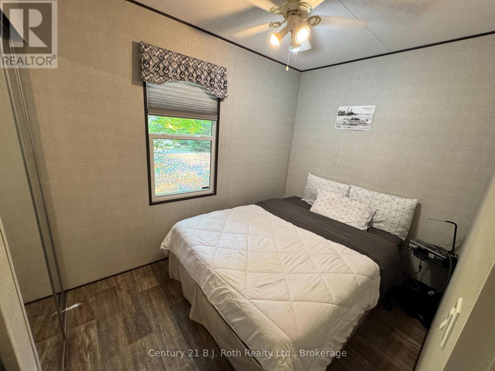 733 Poplar Crescent, Bracebridge, Ontario  P1H 1W9 - Photo 6 - X12331340