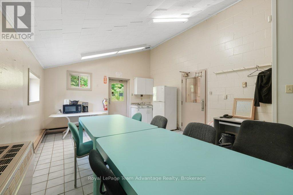 32 James Bay Junction Road, Seguin, Ontario  P2A 0B2 - Photo 31 - X12333672