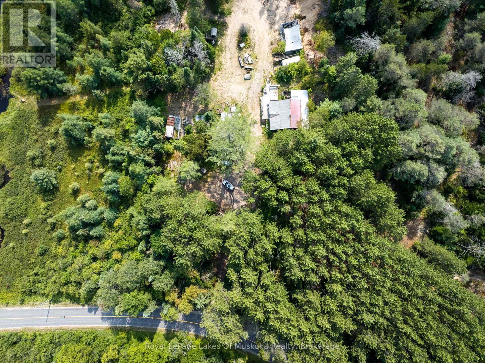 1590 Yearley Road, Huntsville, Ontario  P0B 1M0 - Photo 21 - X12335484