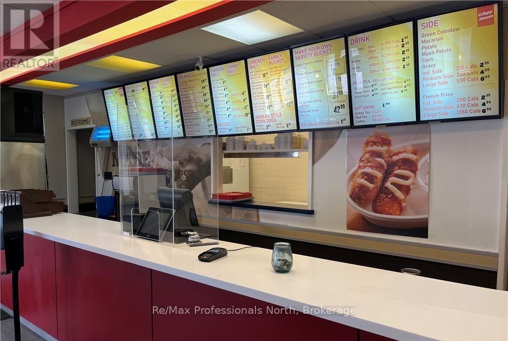 350 Winewood Avenue E, Gravenhurst, Ontario  P1P 1B7 - Photo 9 - X12338269