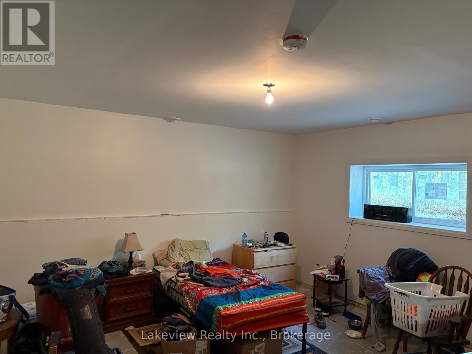 1078 South Kahshe Lake Road E, Gravenhurst, Ontario  P0E 1G0 - Photo 11 - X12338986