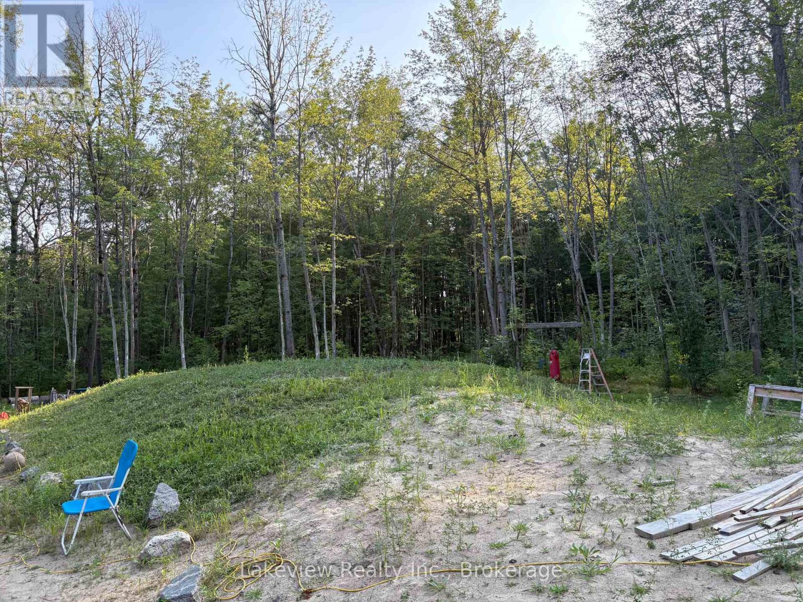 1078 South Kahshe Lake Road E, Gravenhurst, Ontario  P0E 1G0 - Photo 16 - X12338986