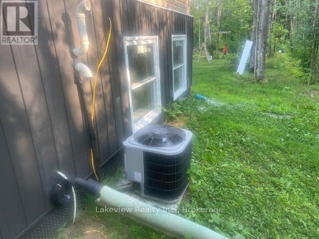 1078 South Kahshe Lake Road E, Gravenhurst, Ontario  P0E 1G0 - Photo 24 - X12338986