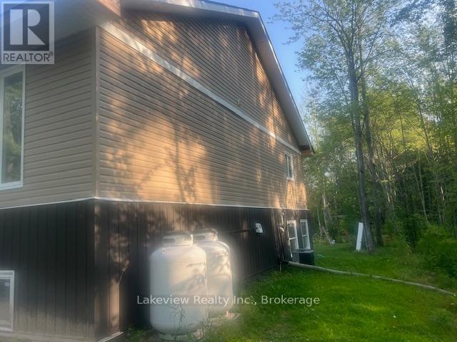 1078 South Kahshe Lake Road E, Gravenhurst, Ontario  P0E 1G0 - Photo 25 - X12338986