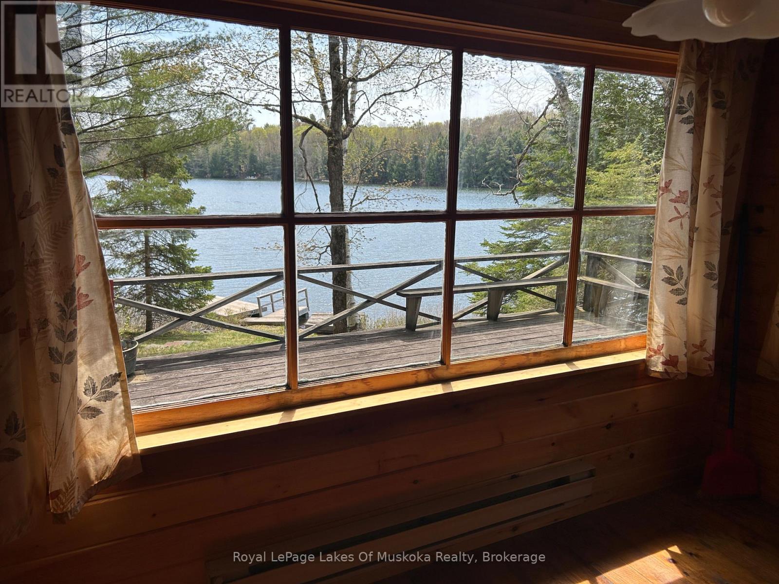 1091 North Tooke Lake Road, Lake Of Bays, Ontario  P0B 1A0 - Photo 14 - X12339016