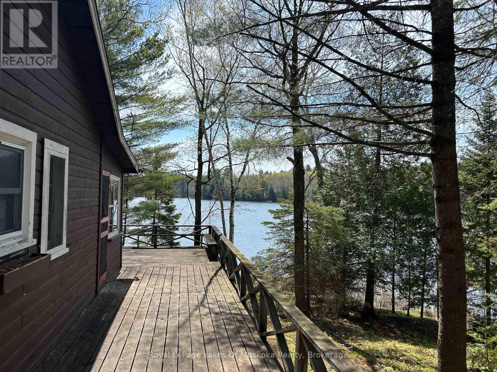 1091 North Tooke Lake Road, Lake Of Bays, Ontario  P0B 1A0 - Photo 4 - X12339016