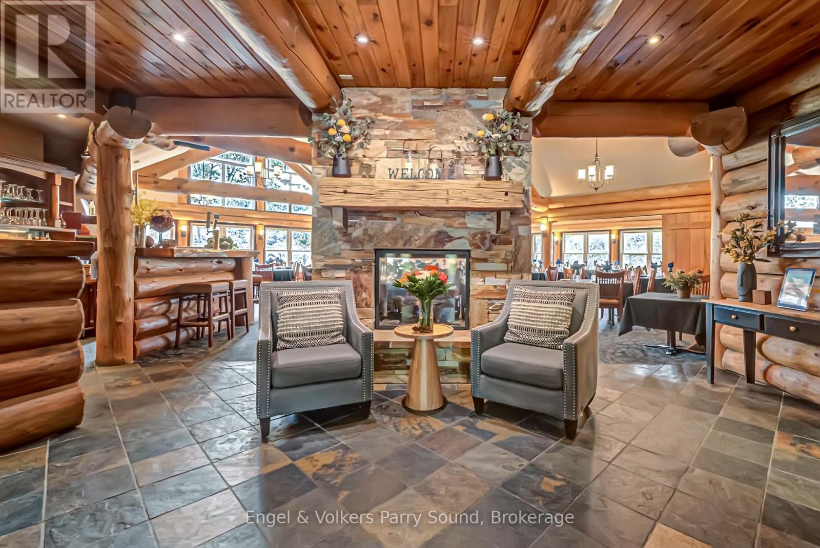 9 Little Beaver Boulevard, Seguin, Ontario  P2A 0B2 - Photo 2 - X12340177