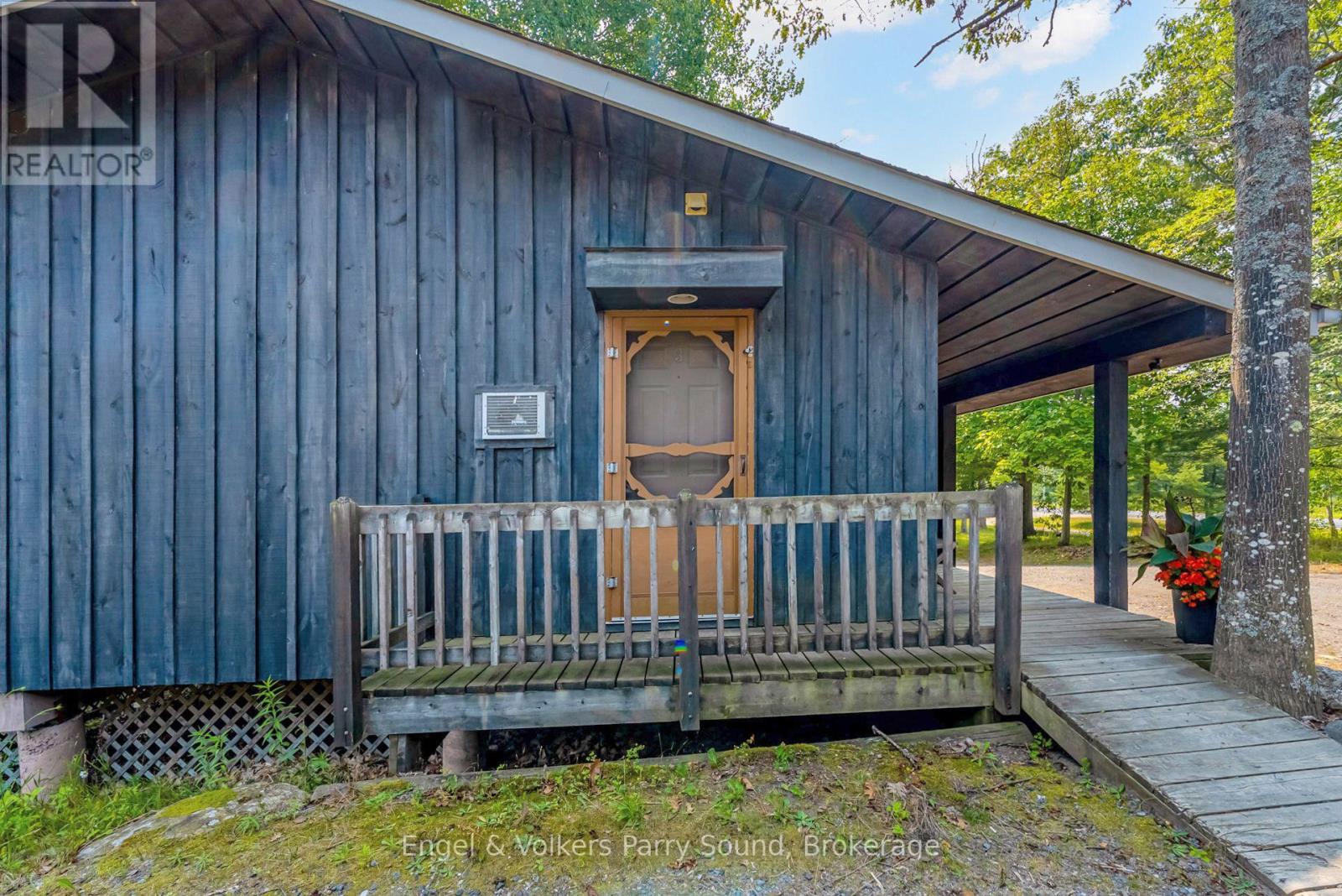 9 Little Beaver Boulevard, Seguin, Ontario  P2A 0B2 - Photo 30 - X12340177