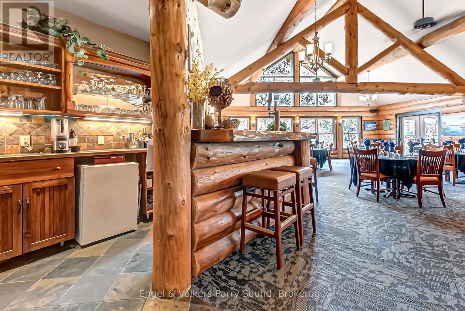 9 Little Beaver Boulevard, Seguin, Ontario  P2A 0B2 - Photo 4 - X12340177