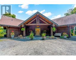 9 LITTLE BEAVER BOULEVARD, Seguin, Ontario