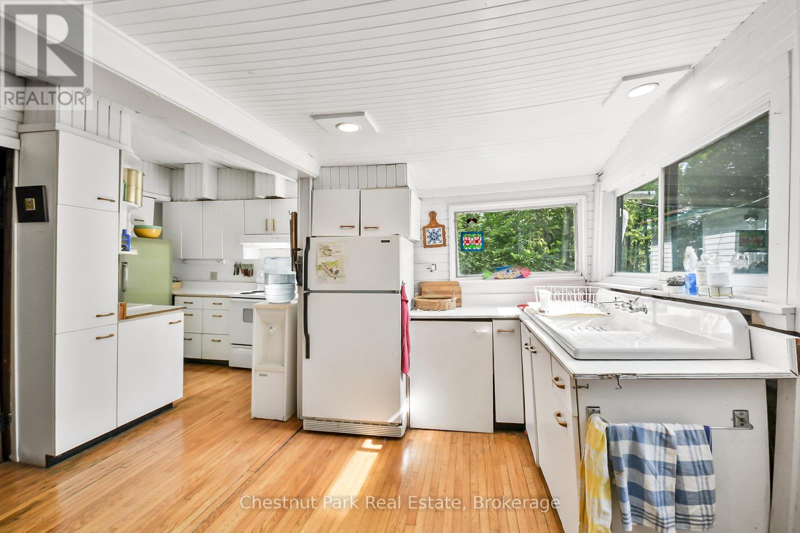 4 Hills Island, Lake Of Bays, Ontario  P0B 1A0 - Photo 18 - X12345010