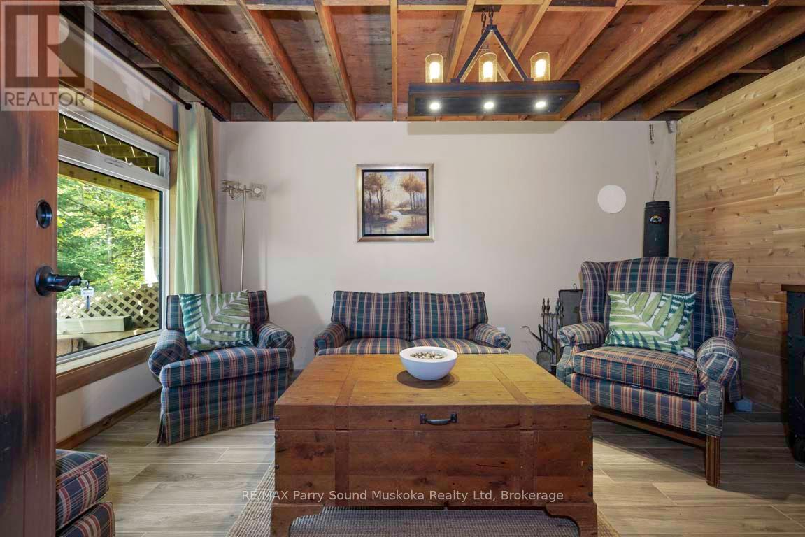 37 Lynberry Drive, Seguin, Ontario  P2A 2W9 - Photo 30 - X12346505