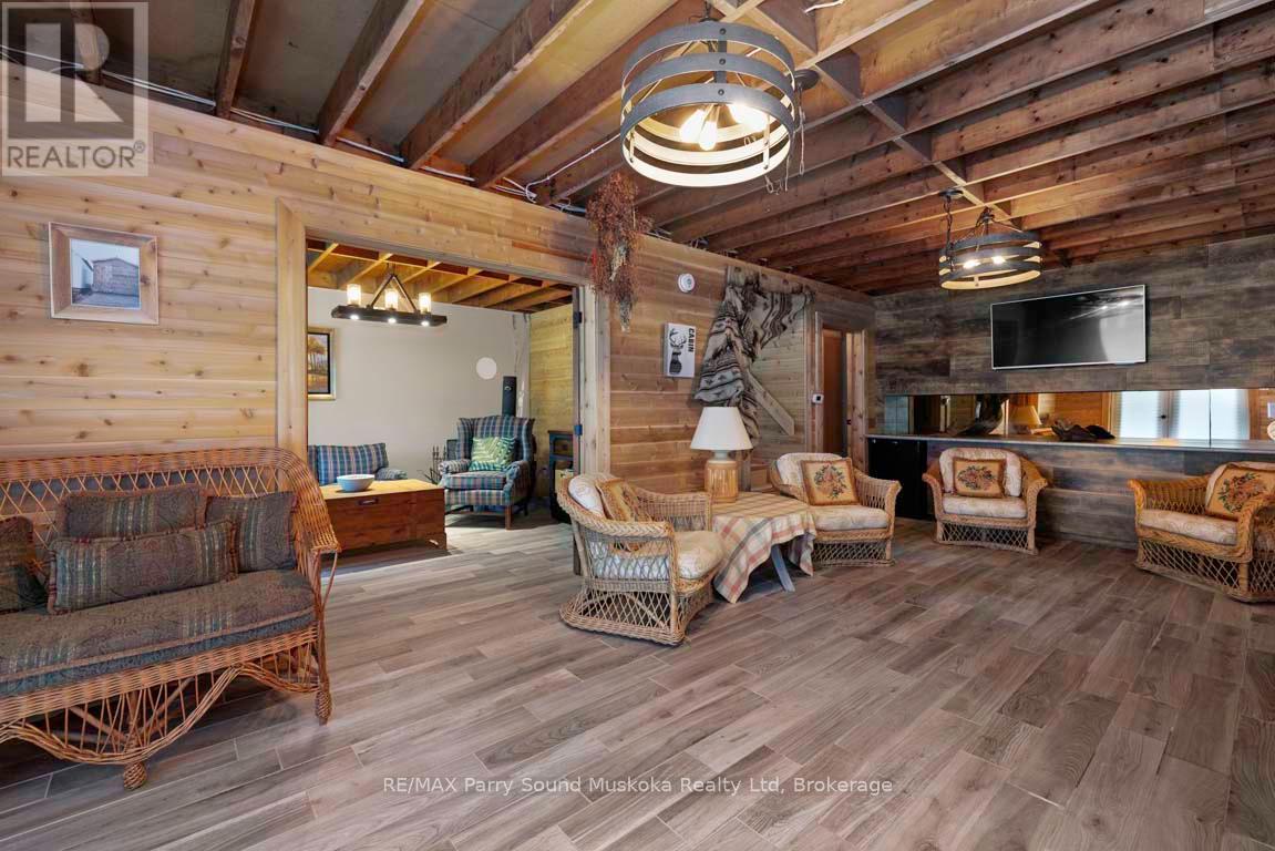 37 Lynberry Drive, Seguin, Ontario  P2A 2W9 - Photo 31 - X12346505