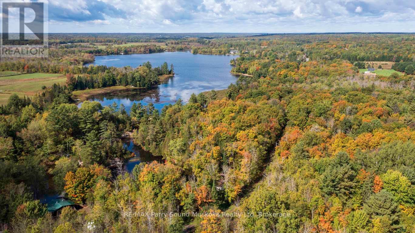 37 Lynberry Drive, Seguin, Ontario  P2A 2W9 - Photo 38 - X12346505