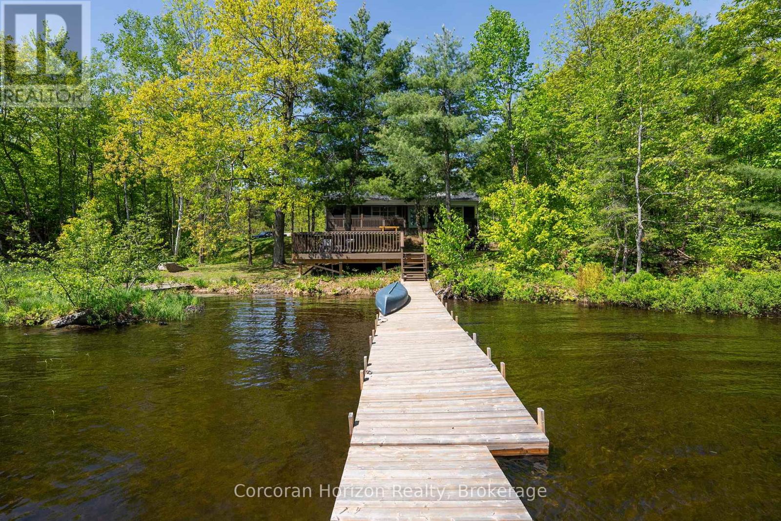 450 Crooked Bay Road, Georgian Bay, Ontario  P0C 1S0 - Photo 10 - X12346543