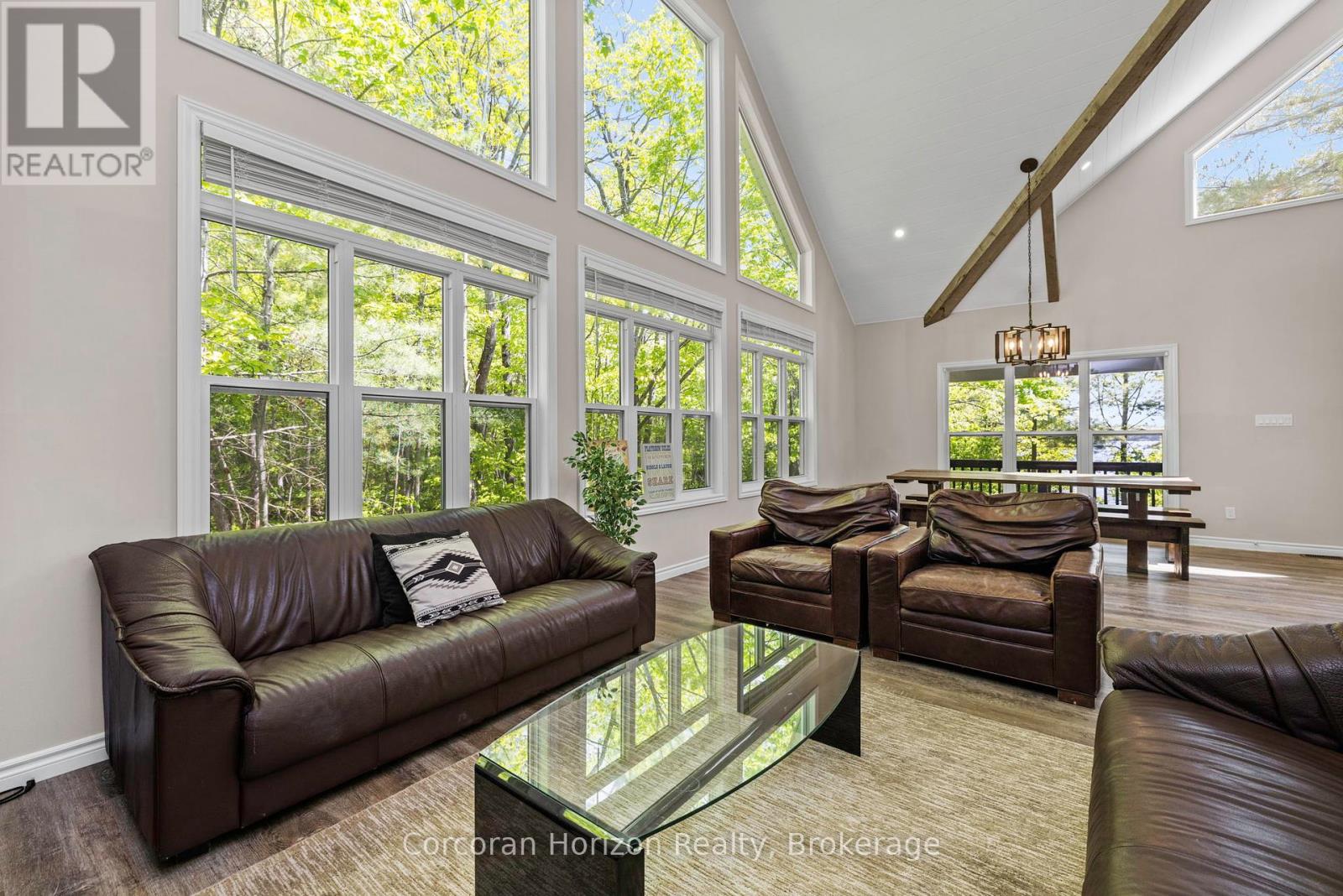 450 Crooked Bay Road, Georgian Bay, Ontario  P0C 1S0 - Photo 15 - X12346543