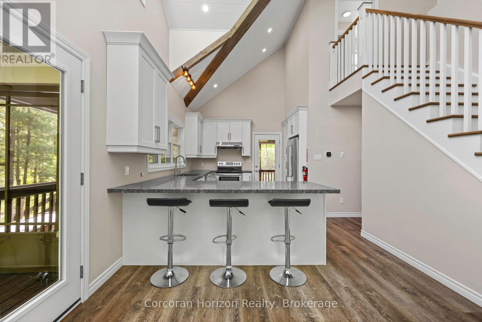 450 Crooked Bay Road, Georgian Bay, Ontario  P0C 1S0 - Photo 20 - X12346543