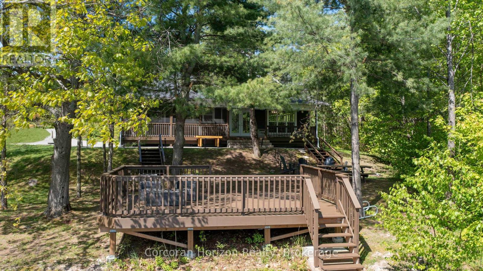 450 Crooked Bay Road, Georgian Bay, Ontario  P0C 1S0 - Photo 5 - X12346543