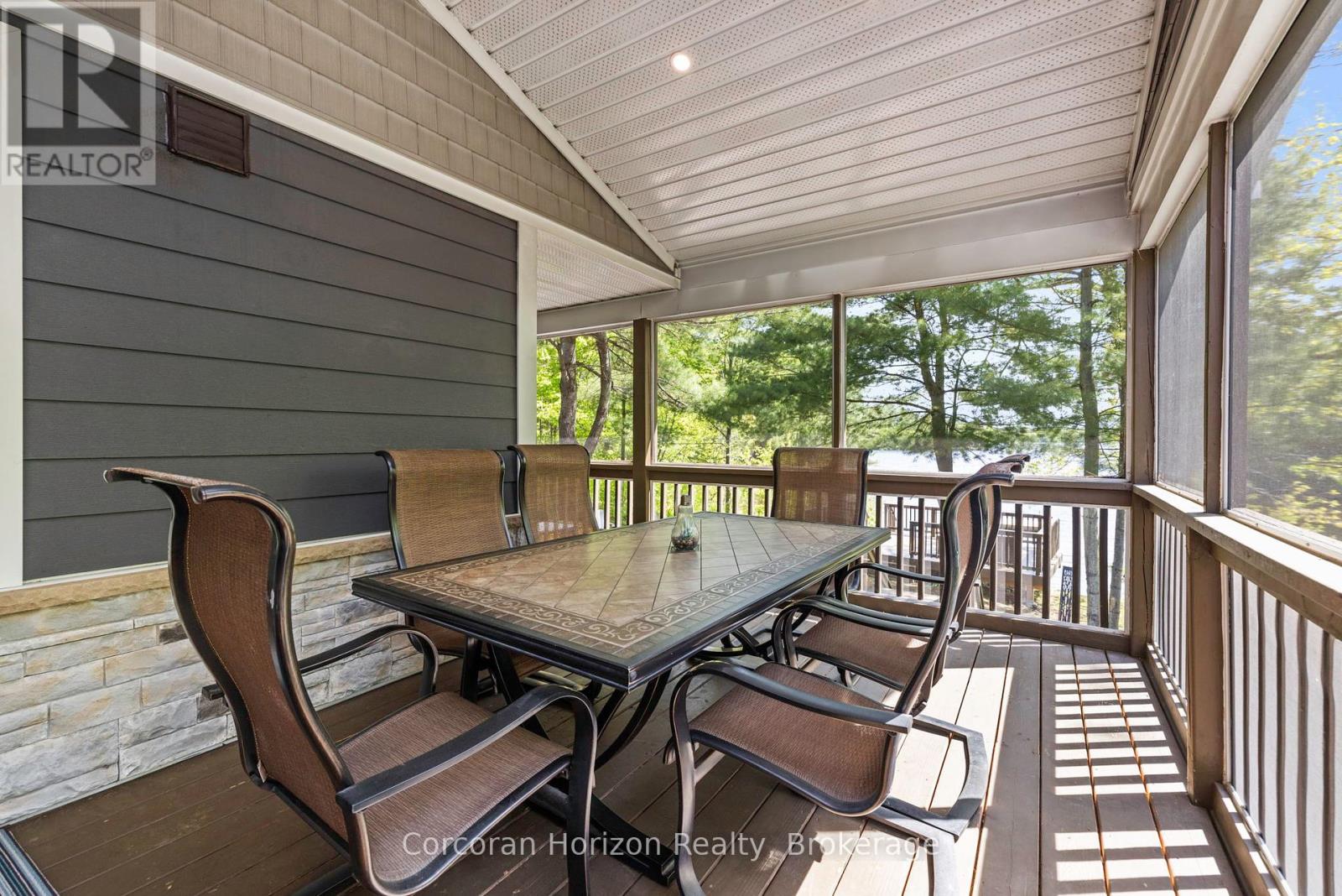 450 Crooked Bay Road, Georgian Bay, Ontario  P0C 1S0 - Photo 8 - X12346543