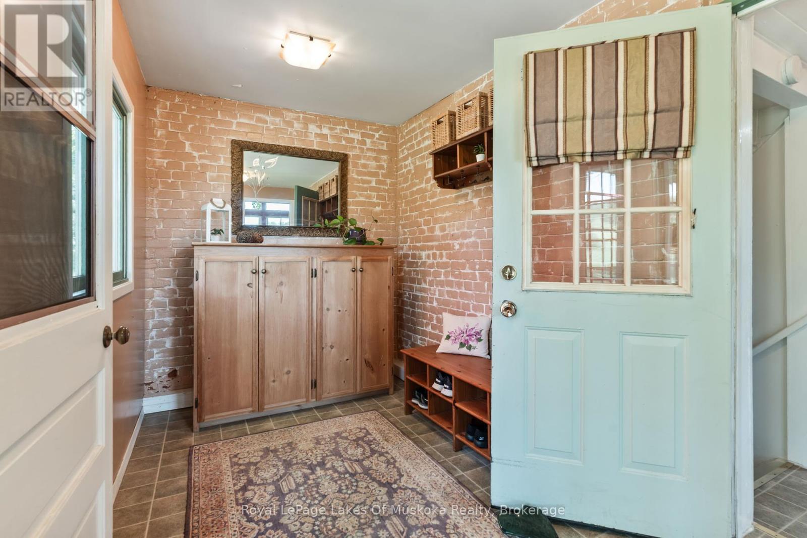 229 Fraserburg Road, Bracebridge, Ontario  P1L 0G9 - Photo 19 - X12346841