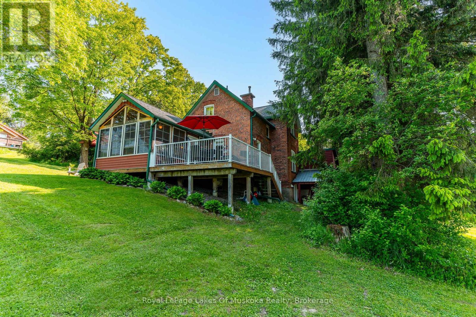 229 Fraserburg Road, Bracebridge, Ontario  P1L 0G9 - Photo 39 - X12346841