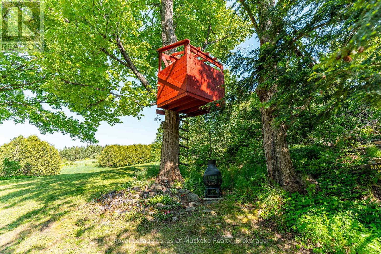 229 Fraserburg Road, Bracebridge, Ontario  P1L 0G9 - Photo 43 - X12346841