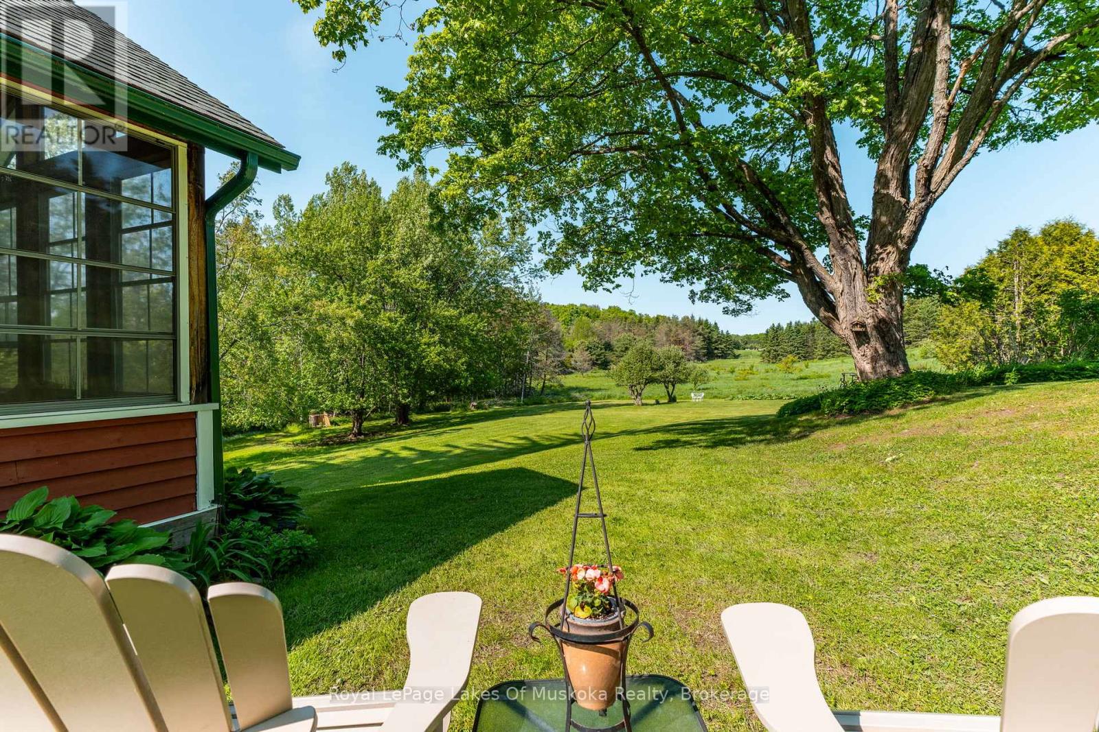 229 Fraserburg Road, Bracebridge, Ontario  P1L 0G9 - Photo 5 - X12346841