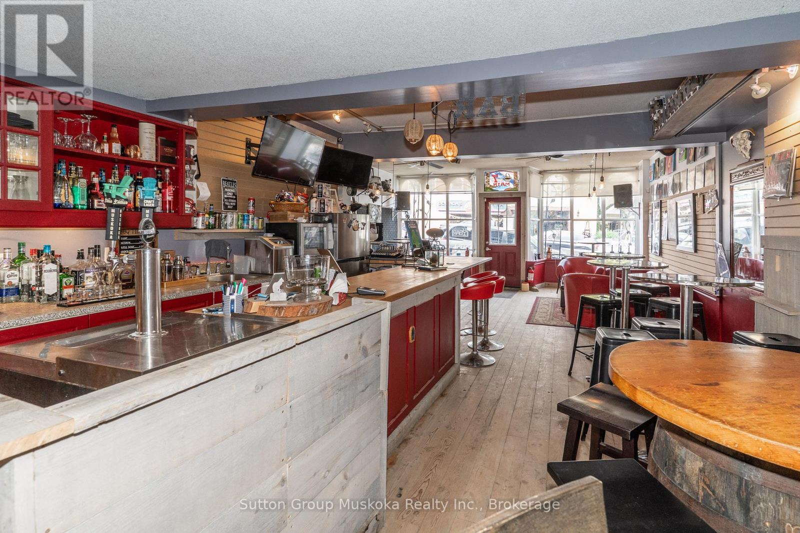 7 Main Street W, Huntsville, Ontario  P1H 2C5 - Photo 9 - X12346983