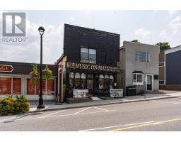 7 MAIN STREET W, Huntsville, Ontario
