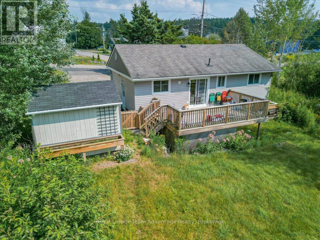 8 Edward Street, Parry Sound, Ontario  P2A 2W4 - Photo 20 - X12347235