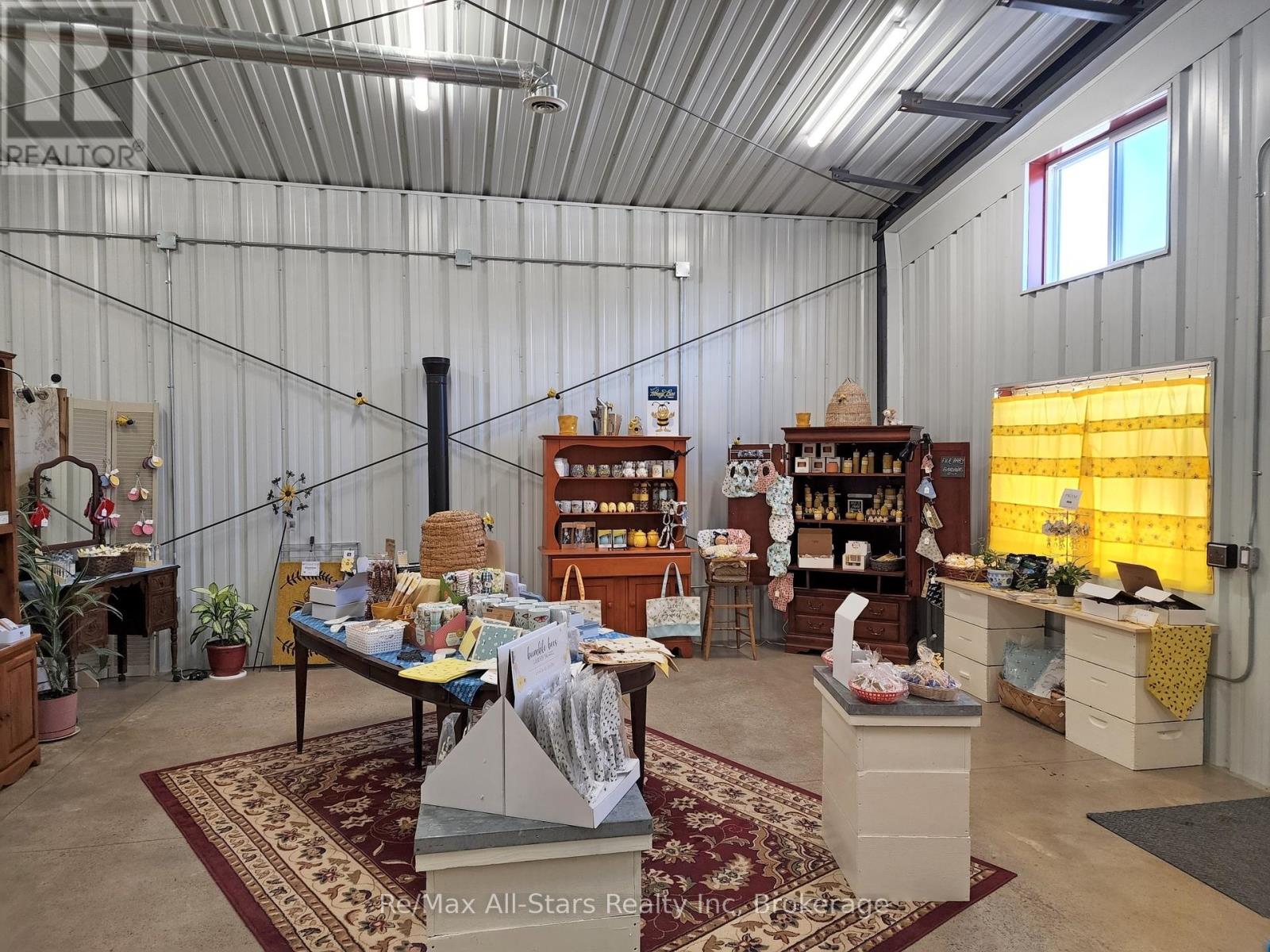 25754 35 Highway, Lake Of Bays, Ontario  P0A 1H0 - Photo 21 - X12347380